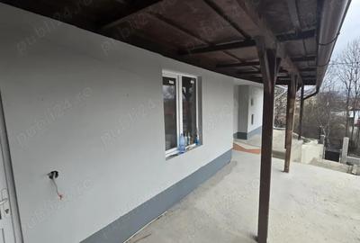 Vand casa in Reghin, intr-o zona lini?tita, cu o priveli?te superba, aproape de centru - 9