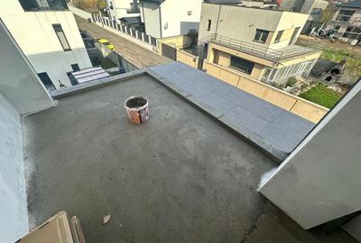 Duplex cu 4 camere cu Canalizare în Central - 14