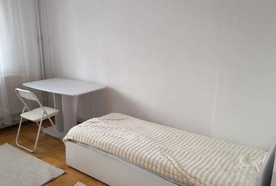 Apartament cu 3 camere decomandat în Păcurari - 3