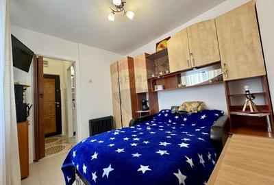 Apartament cu 1 camere decomandat, mobilat în Florilor