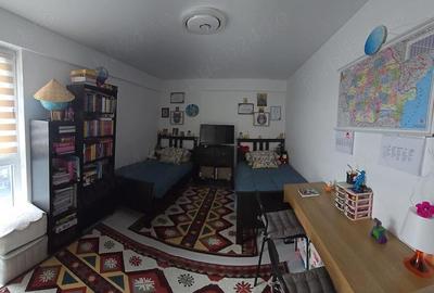 Apartament cu 3 camere semidecomandat în Apărătorii Patriei - 1