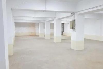 Spațiu comercial, de 600 mp, în Central - 2