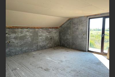 Casă frumoasă 4 camere, Strada Ana Ipatescu, Tg-Jiu - 9