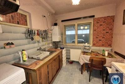 Casă cu 6 camere cu Canalizare în Buna Vestire - 3