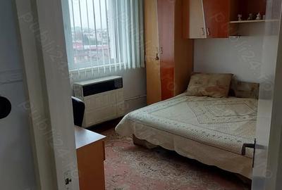 Apartament cu 2 camere decomandat în Micro 5 - 7