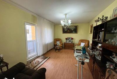 Apartament cu 2 camere decomandat în Rahova