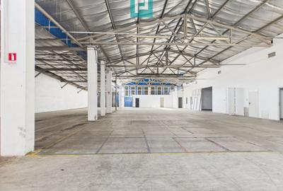 Spațiu industrial, de 1,255 mp, în Poltur - 2