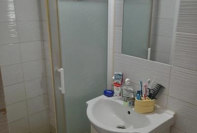 Casă cu Teren 100 Mp în Central - 4