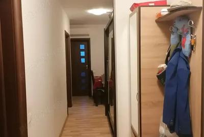 Apartament cu 3 camere decomandat în Central - 2