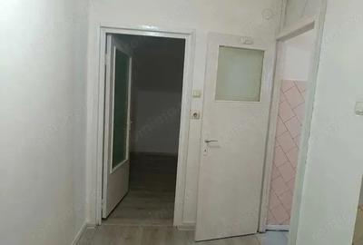 Apartament cu 2 camere nedecomandat în Dâmbu Pietros