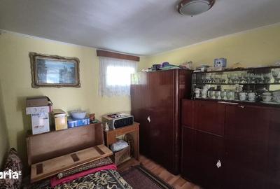 Casă cu 4 camere cu Teren 679 Mp în Central - 11
