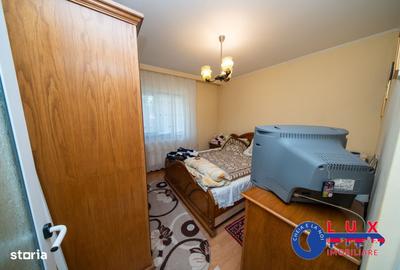 Apartament cu 2 camere decomandat în C5