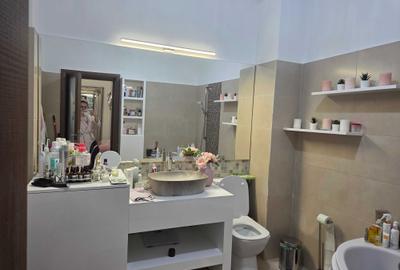 Apartament cu 3 camere decomandat în Dămăroaia - 2