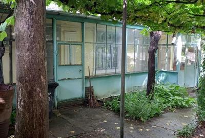 Casă cu 3 camere cu Teren 635 Mp în Central