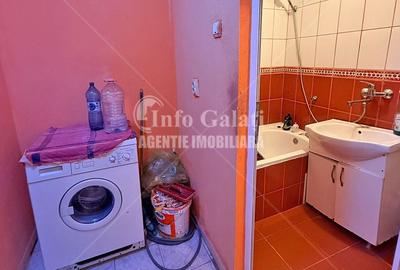 Apartament cu 2 camere în Micro 40 - 2