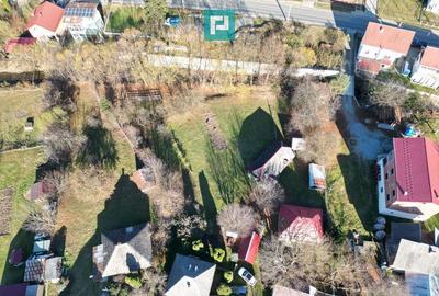 Casa de lemn, cu teren in Bor?a - 1