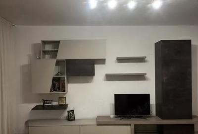 Apartament cu 4 camere semidecomandat, mobilat în Păcii - 2
