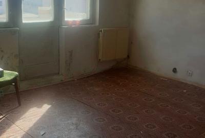 Apartament cu 3 camere semidecomandat în Central - 5