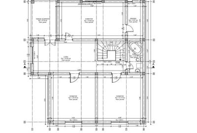 Casa spatioasa,amenajata in zona Lipovei - 24