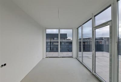 Penthouse cu 3 camere semidecomandat în Sopor - 8