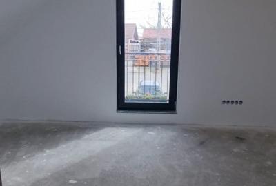 Duplex cu 4 camere cu Canalizare în Păulești - 14