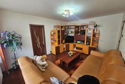 Apartament cu 2 camere nedecomandat, mobilat în Micro II - 12