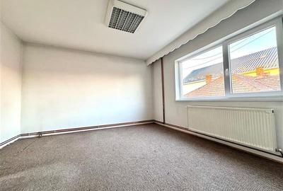 De inchiriat Casa 240 MP, 6 Camere, Parcare , Cartierul Gheorgheni/ Andrei Mure? - 3