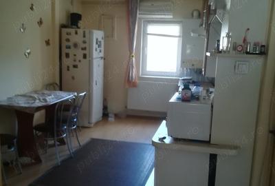 Deva, judet Hunedoara - cartier Liliacului 4 cam (complet mobilat si utilat) loc parcare concesionat Deva, judet Hunedoara - cartier Liliacului 4 cam (complet mobilat si utilat) loc parcare concesionat - 2