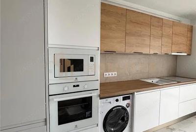 Apartament cu 3 camere în Independenței - 1