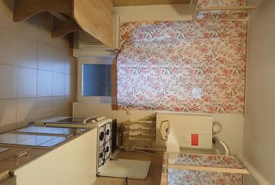 Apartament cu 2 camere decomandat în Central - 2