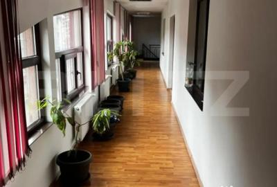 Spațiu comercial, de 300 mp, în Burdujeni