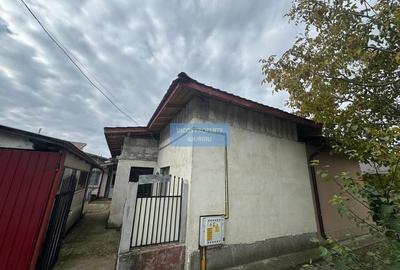 Casă cu garaj – str. Mărășești - 1