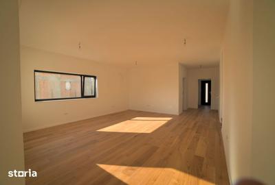 Casă cu 5 camere cu Teren 700 Mp în Balotești - 11