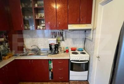 Apartament cu 4 camere decomandat în Micro 17 - 2