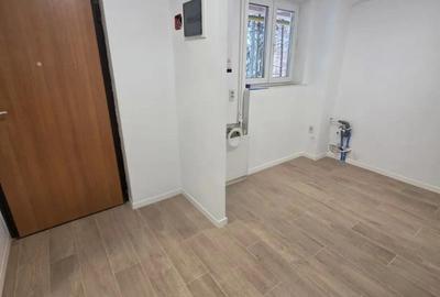 De inchiriat apartament pentru birou, zona Po?ta Mare - 1