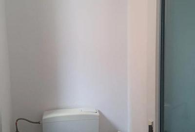 Spațiu comercial, de 44 mp, în Central - 3