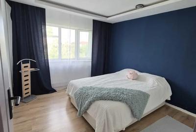 De vanzare apartament cu 3 camere, de la proprietar - 9