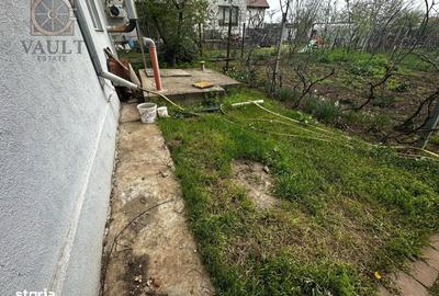 Casă cu 4 camere în Pădurișu