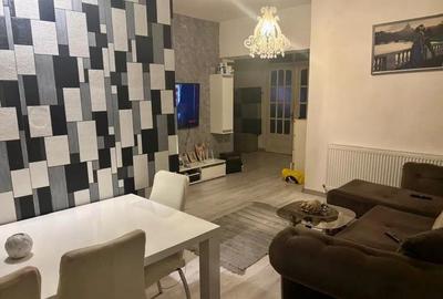 Apartament 3 camere, zona Calea Bucuresti ( Piata Centrala) - 1