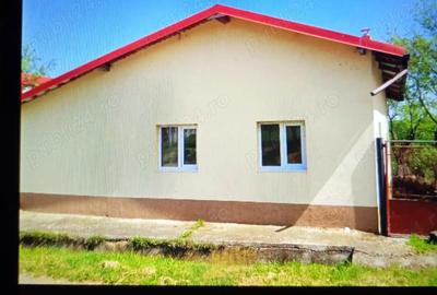 Vind casa in Herneacova - 2