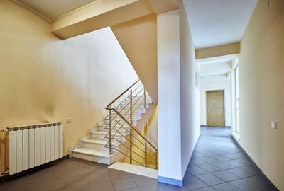 Eroii revolutiei vila 1100 mp S+P+E1+E2+M + curte 14 camere - 9