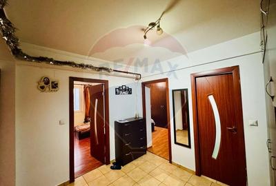 Apartament cu 3 camere de vânzare în zona Craiovita Noua - 10