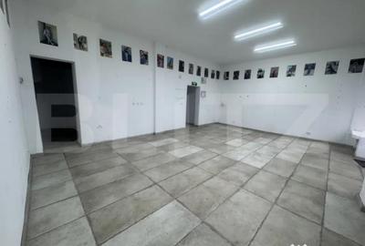 Spațiu comercial, de 69 mp, în Central - 1