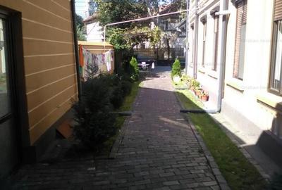 Casă cu 4 camere cu Canalizare în Apollo - 3