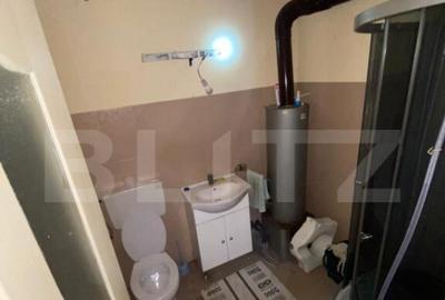 Casa cu teren 10 ari, 2 anexe ?i dublu front stradal B - 8