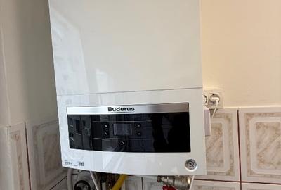 Apartament cu 3 camere semidecomandat în Girocului - 1