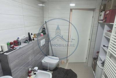 Apartament cu 3 camere decomandat în Teaca - 7