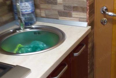 Vand camera camin cu tot cu mobila va rog ma suna?i pe whaysapp la nr - 2