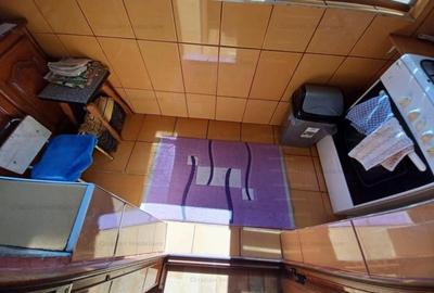 Apartament cu 2 camere decomandat în Apollo - 16