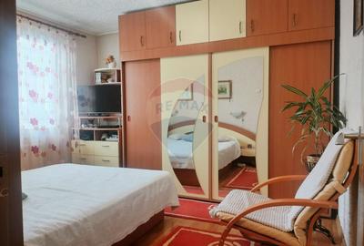 Apartament cu 3 camere decomandat în Central - 12